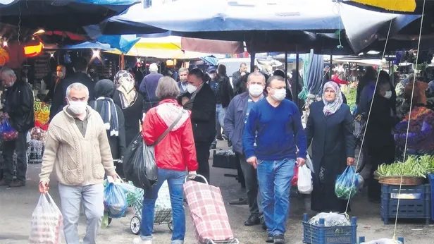 Sokağa çıkma kısıtlaması bitti İstanbul Bayrampaşa hali doldu taştı-10