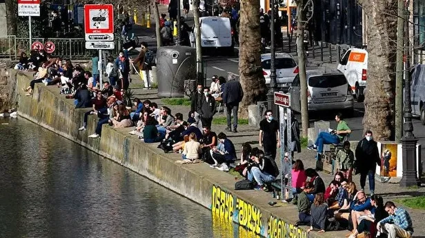 Fransa'da koronavirüs salgını nedeniyle bir vilayette daha alkol yasaklandı-2
