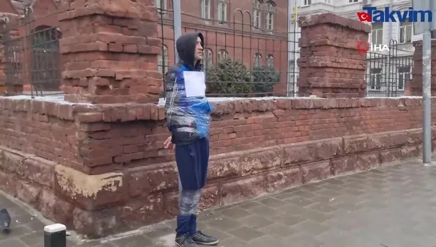 Lviv'de casus şüphelisi direğe bağlandı