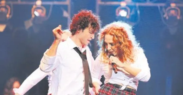 Sertab Erener, "Sertab'ın Müzikali" projesi kapsamında 'Eğitimde fırsat eşitliği' için sahneye çıkacak