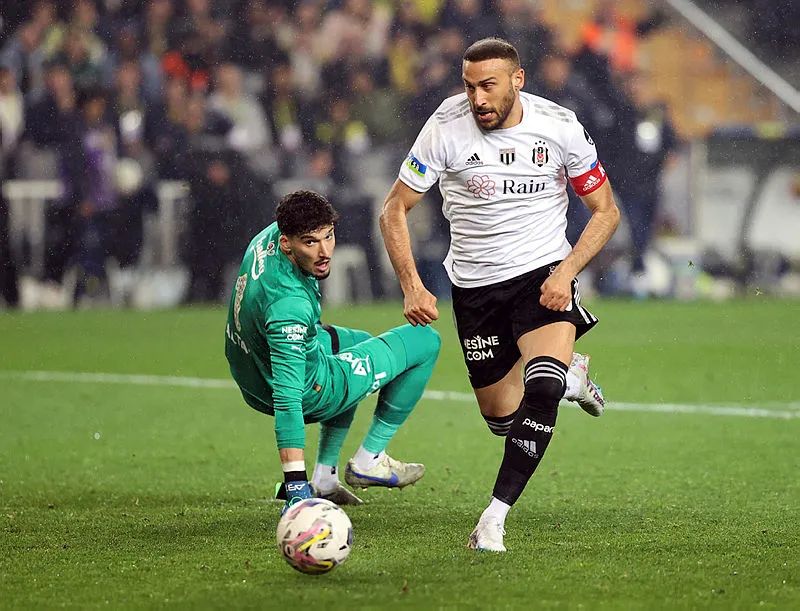 Spor yazarları Fenerbahçe - Beşiktaş derbisini değerlendirdi! İşte o yazılar - 26