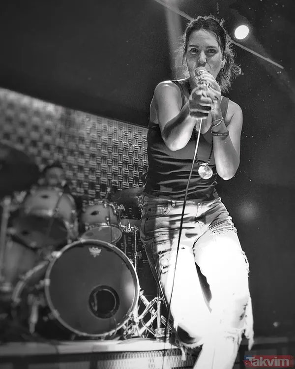 Taşacak Bu Deniz’in Esme’si Deniz Baysal’ın ablası bakın kim: O da eşi gibi şarkıcı! - 17