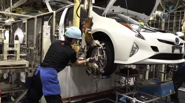 toyota-parca-tedarik-problemi-nedeniyle-guneydogu-asyada-bulunan-4-tesisindeki-uretimi-durduracak-1639207324262.jpg