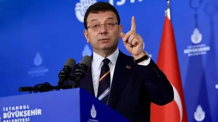 mustakil-secim-diyen-meral-pes-pese-kara-haber-iyi-parti-kurucular-kurulu-uyesi-mesut-ozarslan-da-partisinden-1703015241681.jpeg