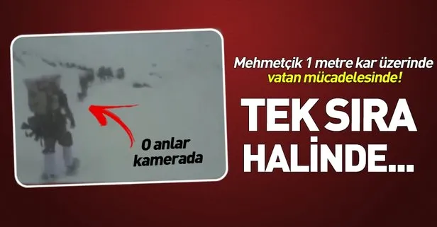 Mehmetçik 1 metre kar üzerinde vatan mücadelesinde! O anlar kamera