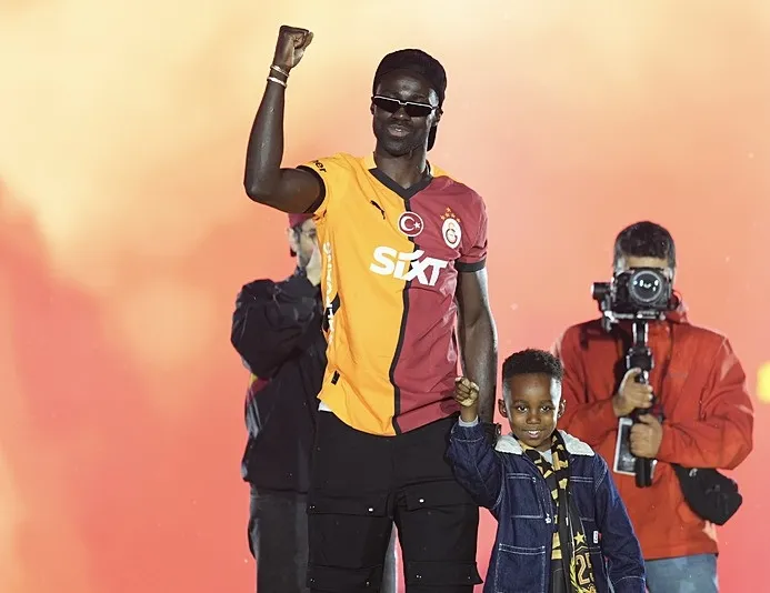 Davinson’da yeni imza yükleniyor!