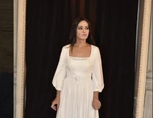 Yıldız Tilbe'nin boyu kadar kızı olduğunu görenler inanamıyor! Torunlarını duyanlar ise ikinci şoku yaşıyor...