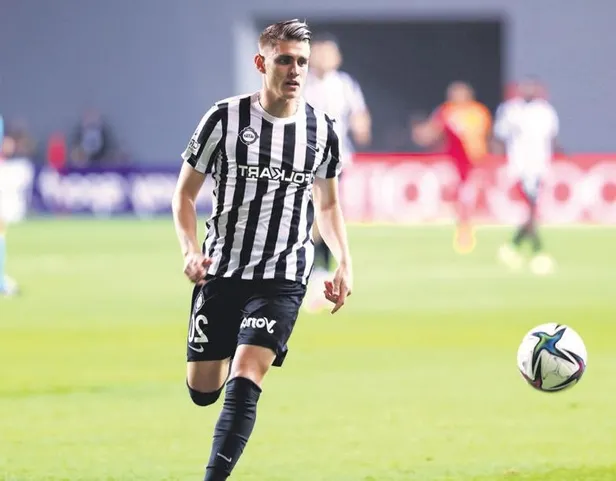 trabzonspor-alman-stoper-boatengin-transferinde-ilerleme-saglayamadi-1654987871509.jpeg Trabzonspor Alman stoper Boateng'in transferinde ilerleme sağlayamadı-5