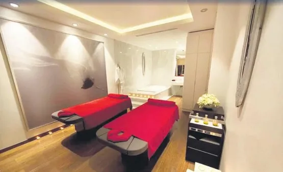 pelin-akille-esi-anil-altana-sok-bes-yildizli-otelde-soyuldular-1582324136397.jpeg Pelin Akil’le eşi Anıl Altan'a şok! Beş yıldızlı otelde soyuldular-1