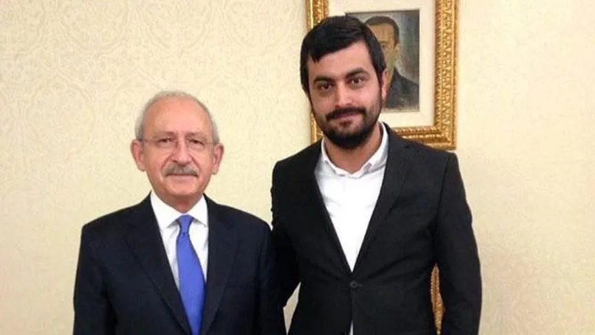 iste-chp-haramin-siginagi-olamaz-manifestosuna-destek-verenler-isim-isim-kilcdaroglunun-actigi-bayragin-altind-1779276650104.jpeg İşte "CHP haramın sığınağı olamaz" manifestosuna destek verenler! İsim isim Kılıçdaroğlu'nun açtığı bayrağın altında toplanan vekiller-3