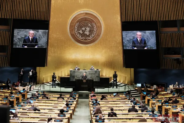 Dünya, Başkan Recep Tayyip Erdoğan'ı izledi! İşte BM'deki tarihi konuşmadan kareler... - 20