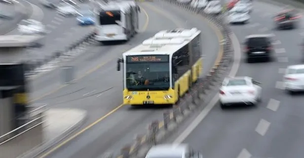 CHP’li İBB vatandaşı mağdur etmeye devam ediyor! Pendik’te İETT otobüsü yolda kalınca vatandaşlar yürümek zorunda kaldı