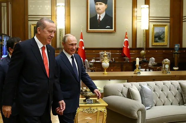 Son dakika... Putin'den G7 için Türkiye önerisi!