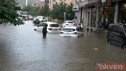 İstanbul’da şiddetli yağış! İETT otobüsünün içi ve metro durakları göle döndü... Ekrem İmamoğlu’na tepki yağıyor