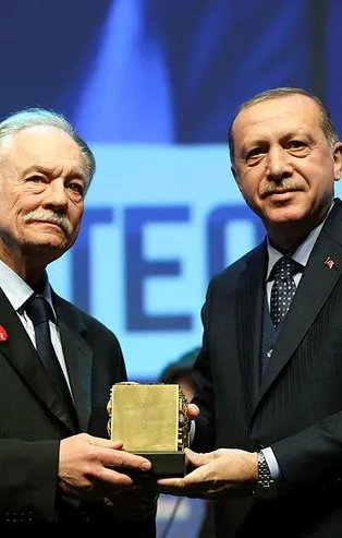 Başkan Erdoğan'dan Cumhurbaşkanlığı 2021 Kültür ve Sanat Büyük Ödülleri töreninde önemli açıklamalar