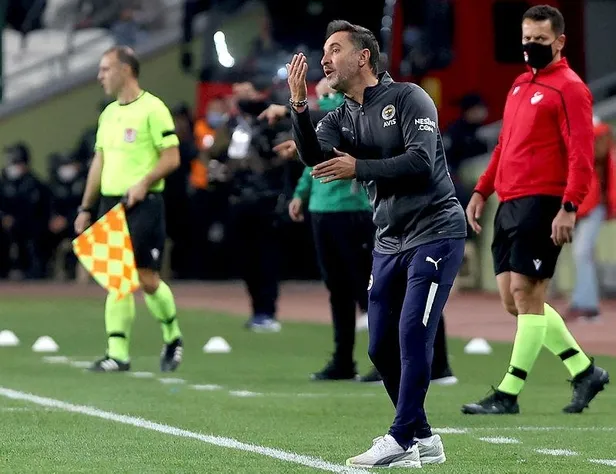 fenerbahce-teknik-direktoru-vitor-pereira-konyaspor-maglubiyeti-sonrasi-olay-sozler-hic-bir-sey-yapmadan-1635627495490.jpeg