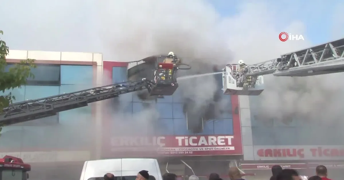İstanbul Bağcılar'da iş yeri yangını