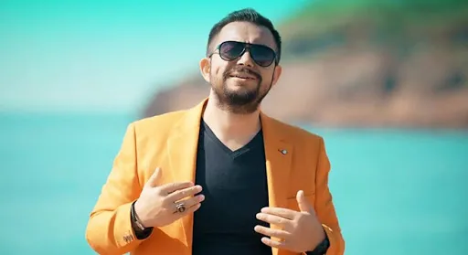 Hüseyin Kağıt kimdir? Hüseyin Kağıt kaç yaşında, nereli, şarkıları neler?-2