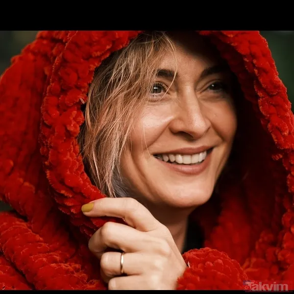 8 yıllık eşi Bülent Şakrak’tan boşanan Ceyda Düvenci’nin imalı paylaşımı takipçilerini ikiye böldü! “Boşanınca ne oldu ki birden...” - 3