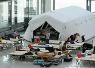 İngiltereden Berline gelen yolcular Schönefeld havaalanında mahsur kaldı!