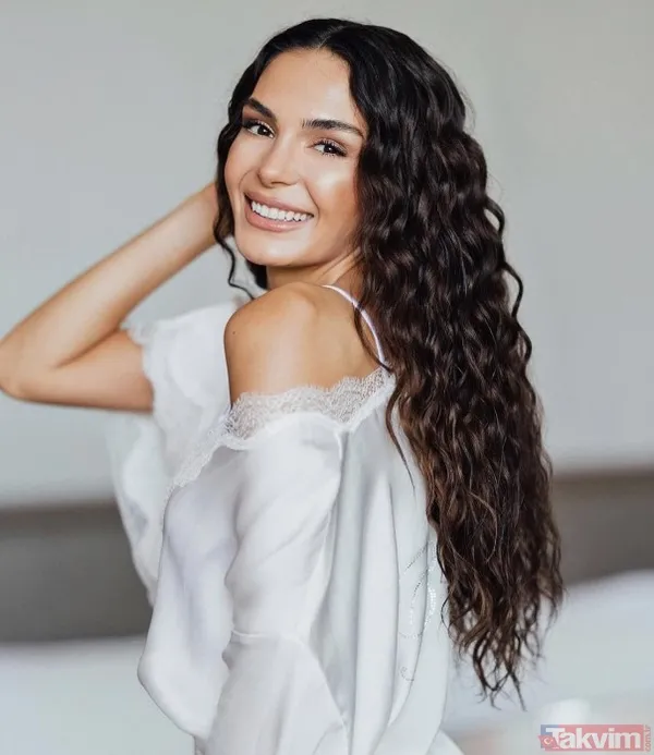 2022'nin 'En Güzel Türk Kadın Oyuncu'su belli oldu! 48 ülke oylamaya katılmıştı o isim bakın hangi güzelleri solda sıfır bıraktı - 7