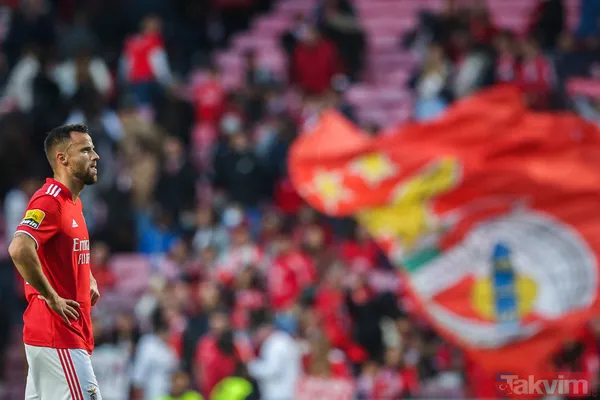 Galatasaray Seferovic ile anlaştı! Oyuncu İstanbul'a geliyor - 13