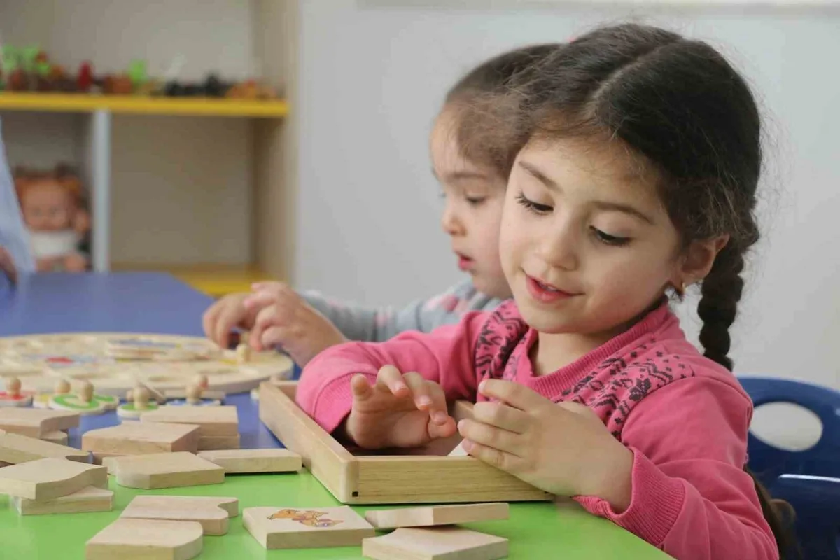 kreslere-yeni-duzenleme-standart-disi-uygulamalara-son-1782972967420.jpeg Kreşlere yeni düzenleme Resmi Gazete'de! Bakan Göktaş açıkladı: Standart dışı uygulamalara son verilecek-4