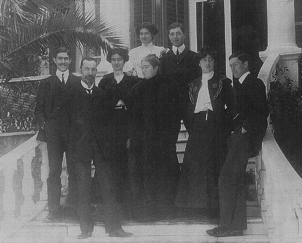 Audrey Hepburn'un babası var! Whittall'ler Londra'dan başladı soluğu Ege'de aldı | Whittall ailesi'nin film gibi hikayesi-14