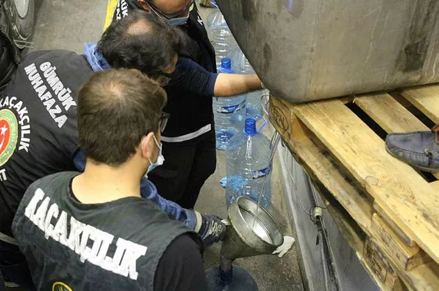 Son dakika: Dilucu'nda rekor miktarda "metamfetamin" ele geçirildi