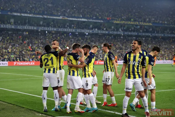 Fenerbahçe - Galatasaray derbisinden ekrana yansımayan kareler! Nefes kesen mücadele... - 9