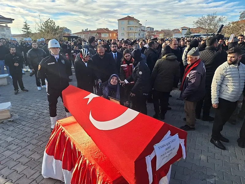 Şehitlere veda: İlker Pehlivan karanfillerle uğurlandı | Kardeşi Turgut Külünk'ü böyle uğurladı: Bizi orada bekle ağabey-4