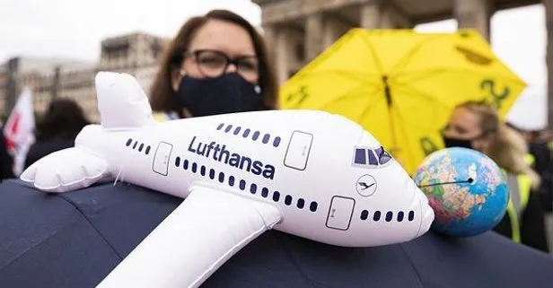 Alman hava yolu şirketi Lufthansa’nın çalışanları sokağa indi!