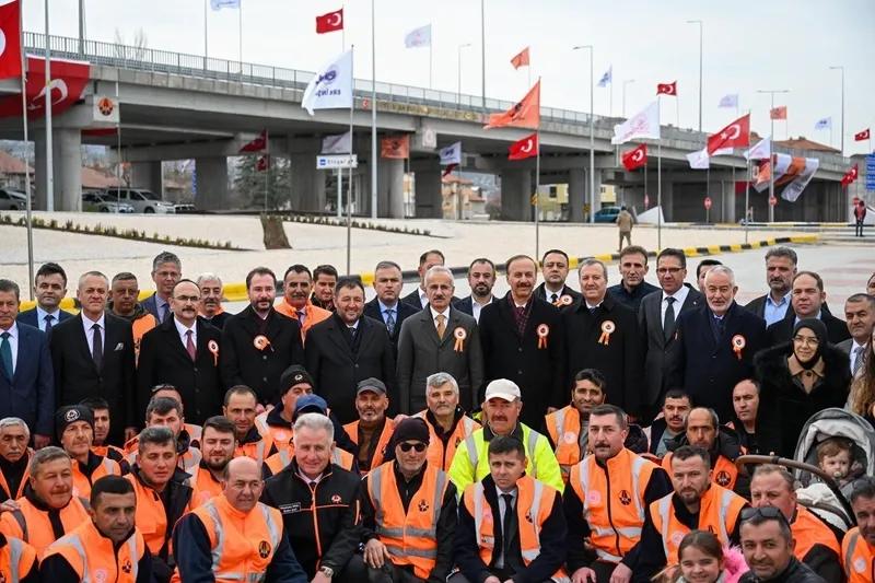 ispartada-trafik-nefes-alacak-iki-stratejik-karayolu-projesi-hizmette-1773495876442.jpeg Isparta’da trafik nefes alacak: İki stratejik karayolu projesi hizmette-3