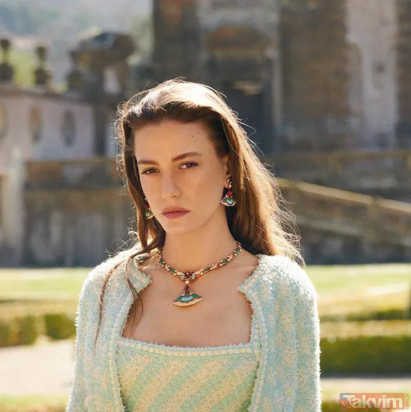 Serenay Sarıkaya ile Kerem Bürsin cephesinden flaş hamle! Önce ablası şimdi de Kerem! Eski aşıklar barıştı mı sosyal medya sallandı - 4