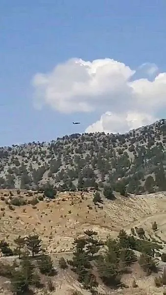 Son dakika: Kahramanmaraş'ta yangın söndürme uçağının düşme anı kamerada! Açıklamalar peş peşe geliyor-13