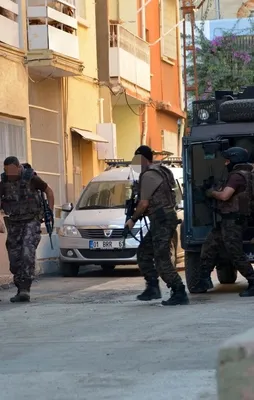 Adana'da canlı bomba operasyonu!