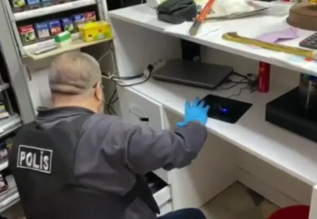 İstanbul merkezli 3 ilde suç çetesine operasyon-1