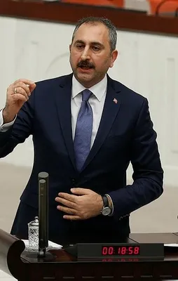 Bakandan tartışmaları bitirecek açıklama