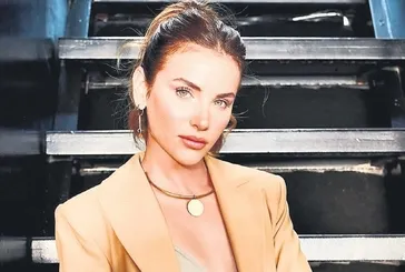 Arkad’aşk’: Algül hayatına kimseyi almıyordu