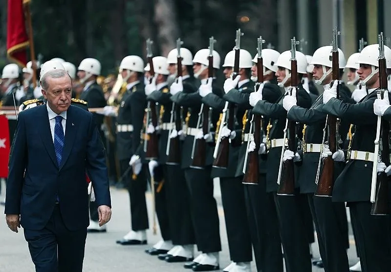 Başkan Erdoğan'dan MSÜ Kara Harp Okulu öğrencileriyle iftar programında önemli açıklamalar (AA)