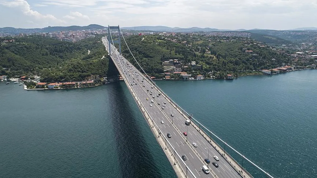 Bugün köprü ve otoyollar bedava mı? 29 Ekim’de FSM, 15 Temmuz Şehitler Köprüsü, Avrasya Tüneli ücretsiz mi?
