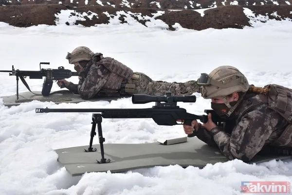 Kars'taki kadın PÖH'ler ve polisler görevlerinin başında! Teröristlerin korkulu rüyası - 35