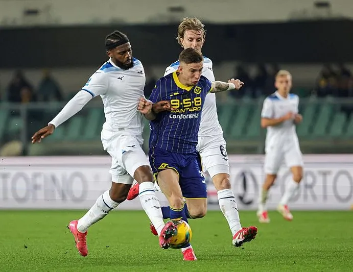 Lazio kötü seriyi bitirdi