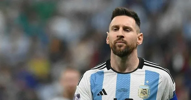 Lionel Messi, 2022 FIFA Dünya Kupası’nda rekorlara devam ediyor! Lothar Matthaus ve Paolo Maldini’yi geçti...