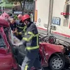 Samsun’da feci kaza! Otomobil TIR’a arkadan çarptı: 2 ölü