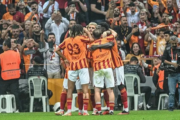 Galatasaray büyük maçların golcüsü Icardi ile Beşiktaş'ı devirdi-2