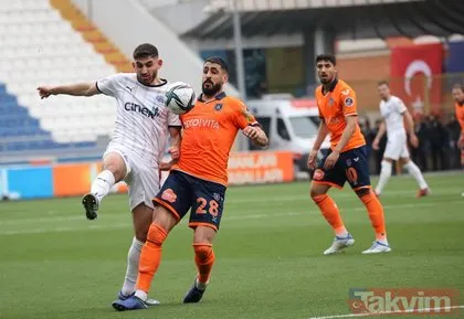 İstanbul’da gol düellosu! Kasımpaşa 2-3 Başakşehir MAÇ SONUCU ÖZET