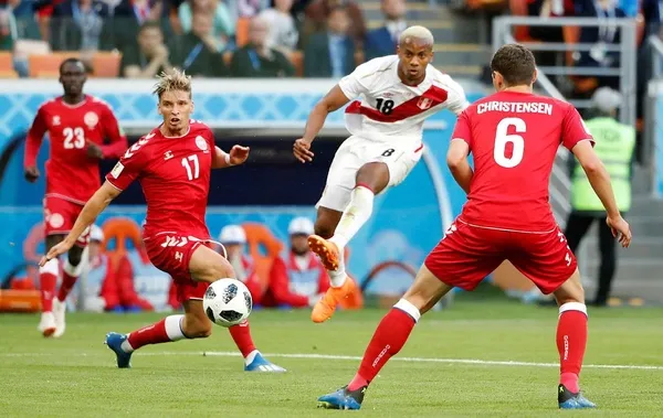 2018 Dünya Kupası'nda Danimarka Peru'yu tek golle geçti-3