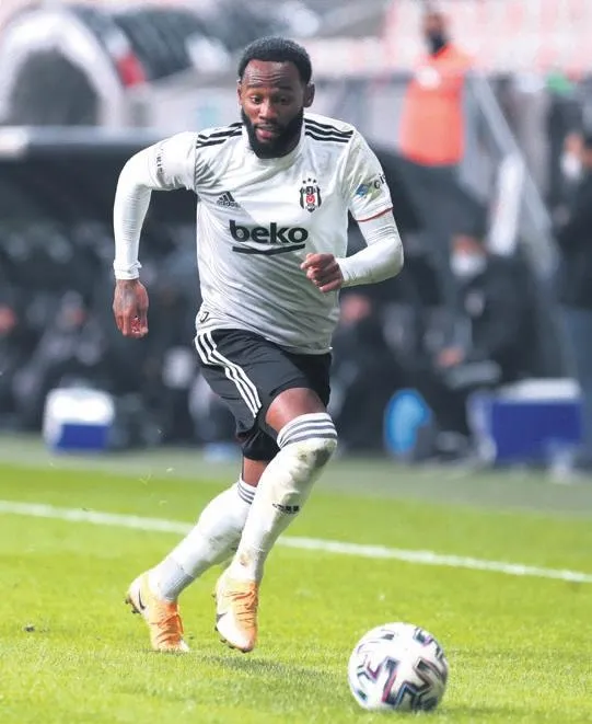 erick-pulgardan-carpici-aciklamalar-sezon-sonunda-italyaya-donecegim-1644964721809.jpeg Erick Pulgar'dan çarpıcı açıklamalar "Sezon sonunda İtalya'ya döneceğim"-4