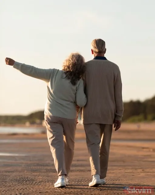 Ünlü Kardiyolog Dr. Aurelio Rojas'a Göre Sabah Saatlerinde İçilen Sade Kahve, Uzun Ve Sağlıklı Bir Yaşamın Anahtarı Olabilir. Sosyal Medyada 400 Binden Fazla...